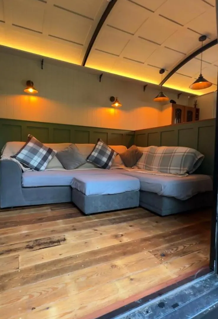 Gasthuis The Holly Hut Hotel Burton  Verenigd Koninkrijk
